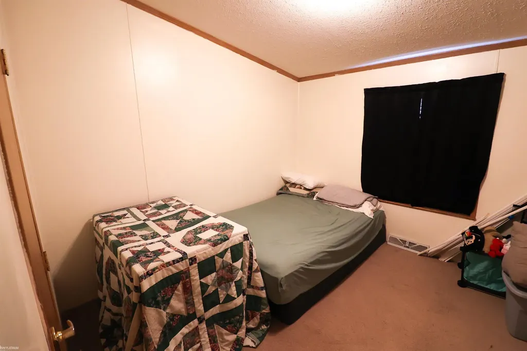 23157 Grey Gables Drive Clinton Charter Township MI 48036