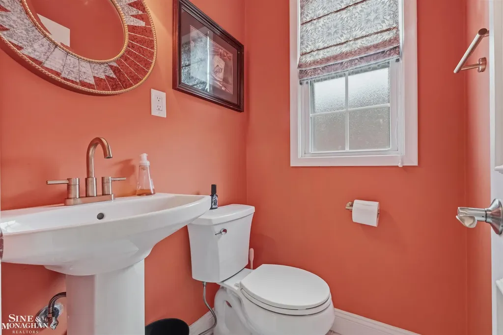 816 Hidden Lane Grosse Pointe Woods City MI 48236