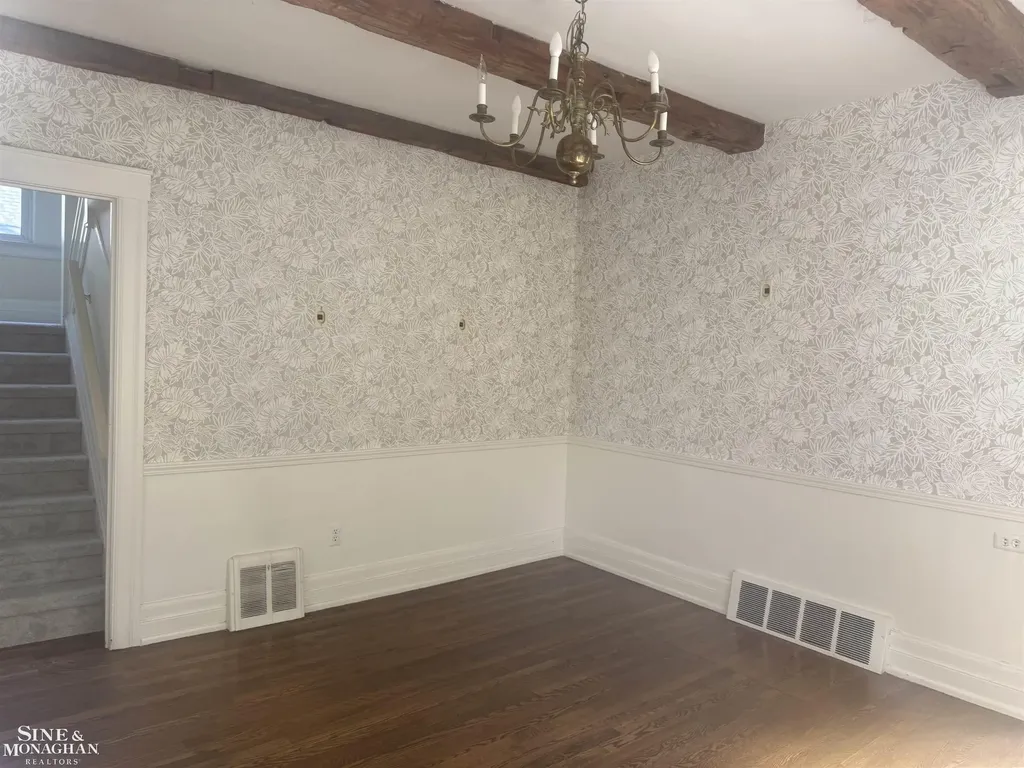 357 Roosevelt Pl. Place Grosse Pointe City MI 48236