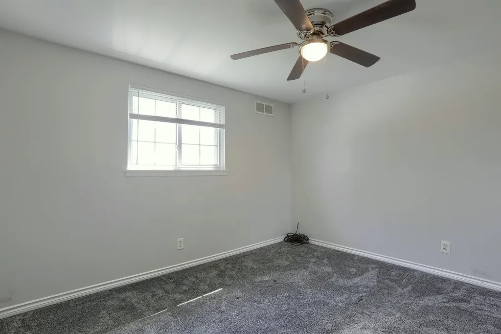 39533 Spalding Drive Sterling Heights City MI 48313