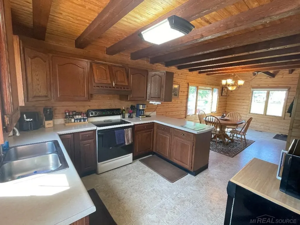 1535 Bauman Road Columbus Township MI 48063