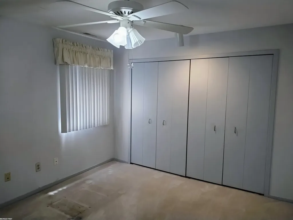 6619 Apt 102 Ridgefield Cir Street West Bloomfield Charter Township MI 48322