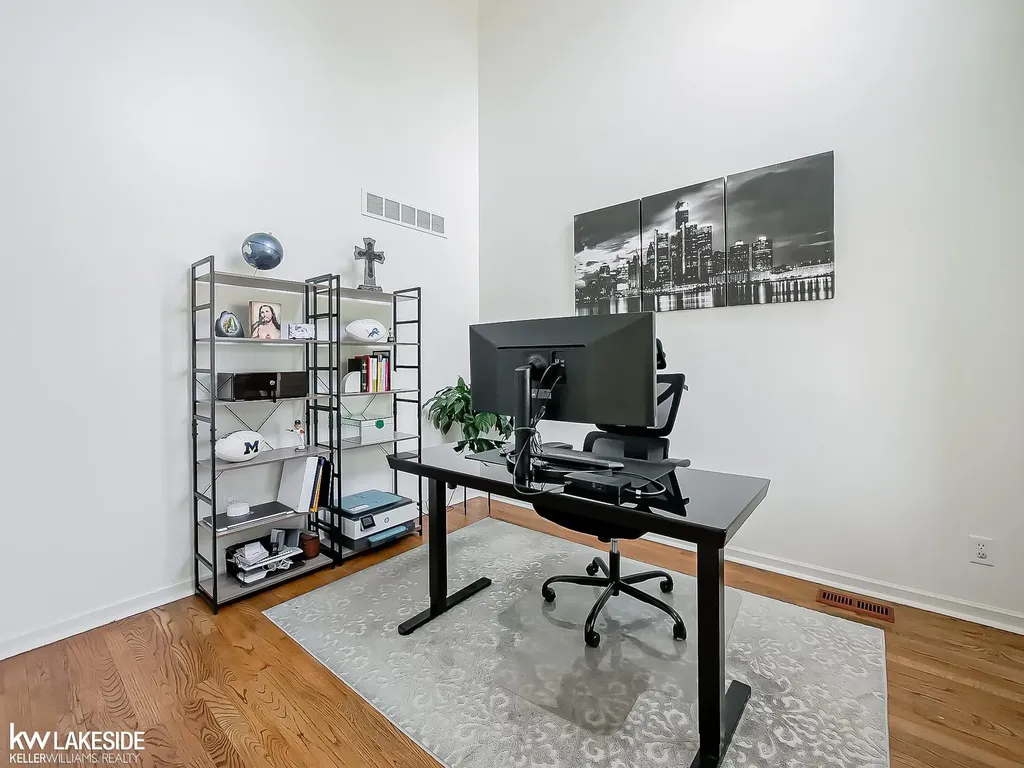 2058 Reagan Drive Rochester Hills City MI 48309