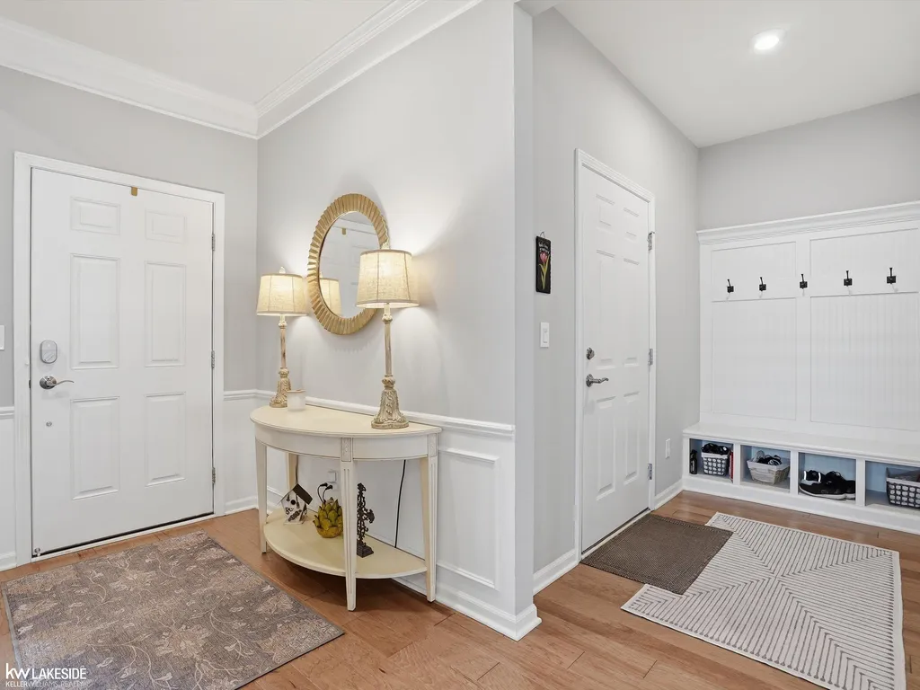 40617 Tulip Trace Clinton Charter Township MI 48036