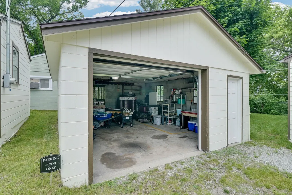 203-201-199 Gasoline Alley Unknown City MI 48629