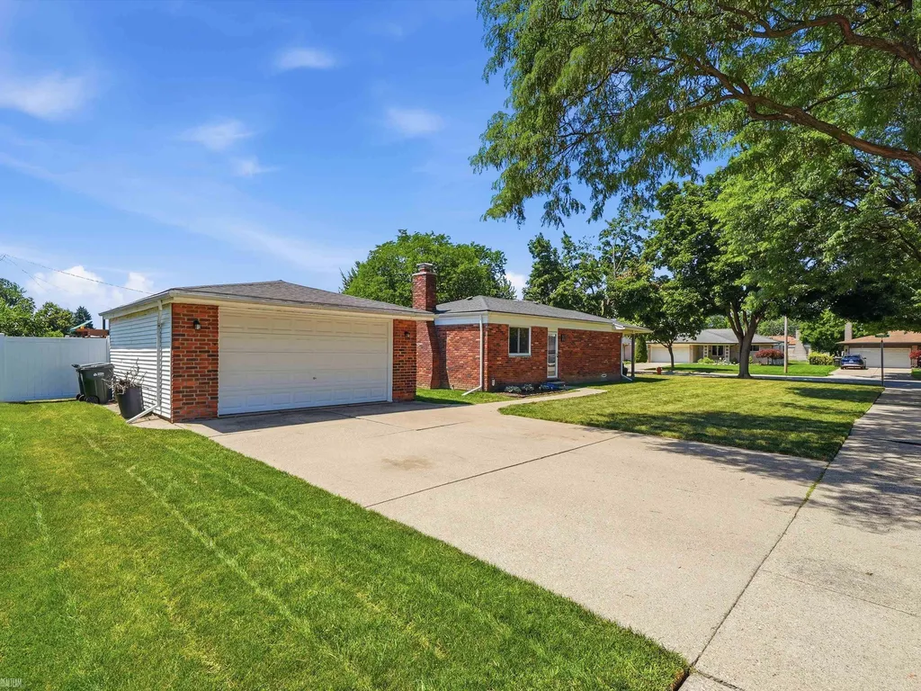 35806 Impala Drive Sterling Heights City MI 48312