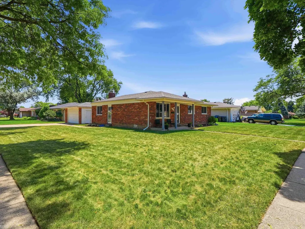 35806 Impala Drive Sterling Heights City MI 48312
