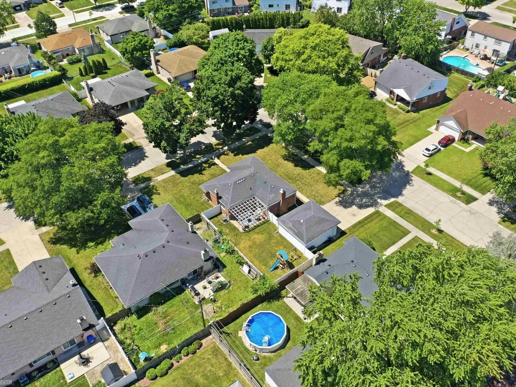 35806 Impala Drive Sterling Heights City MI 48312