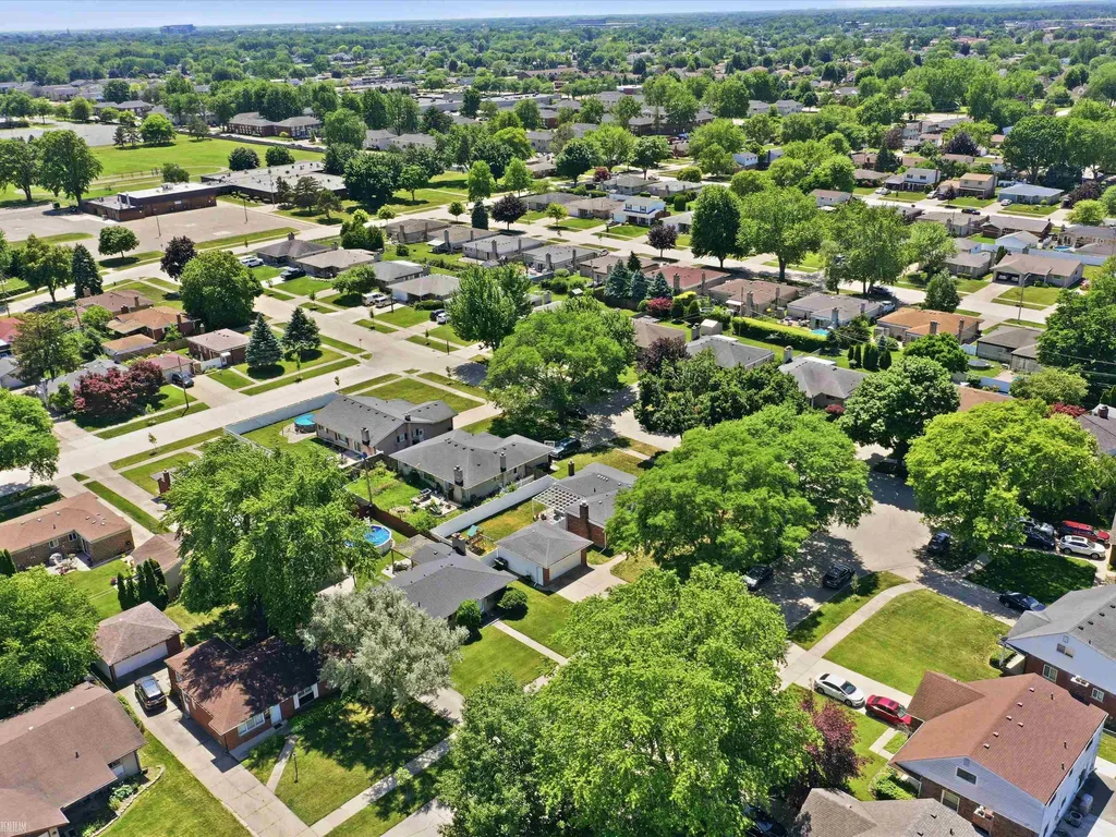 35806 Impala Drive Sterling Heights City MI 48312