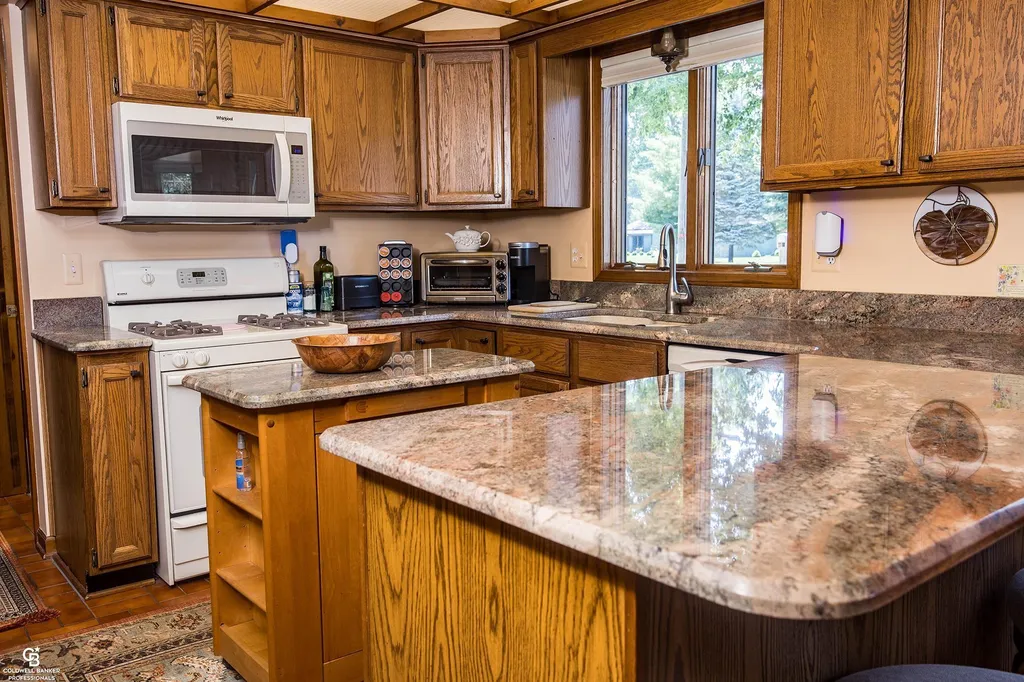 3737 Shorewood Road Burtchville Township MI 48059