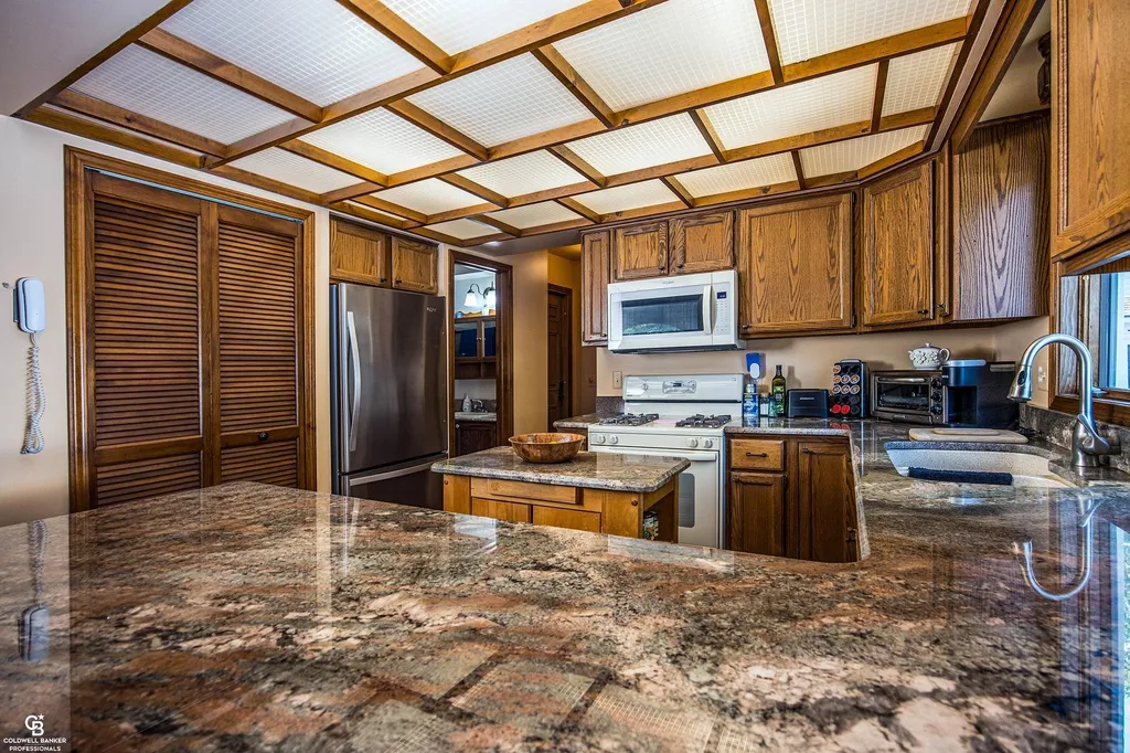 3737 Shorewood Road Burtchville Township MI 48059