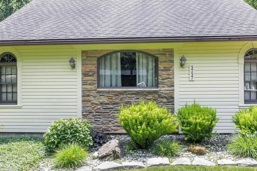 3737 Shorewood Road Burtchville Township MI 48059