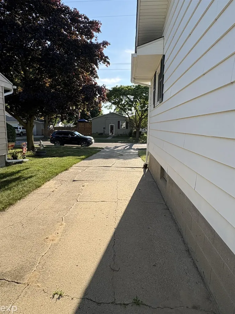 1101 Maple Street Essexville City MI 48732
