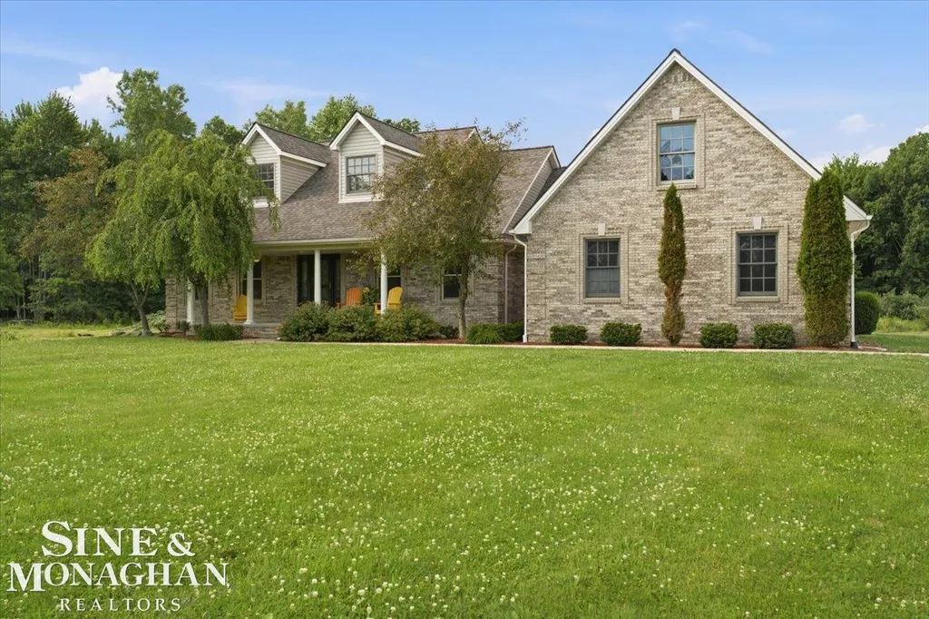8113 Adair Road Casco Township MI 48064