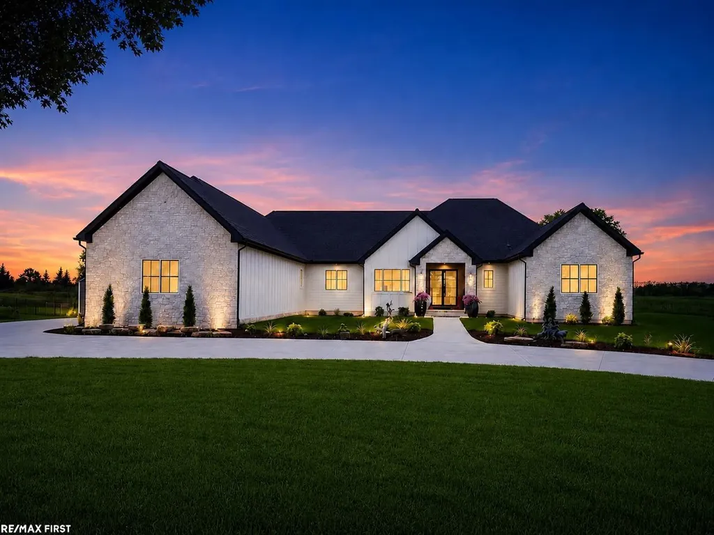 65855 Mound Road Washington Township MI 48095