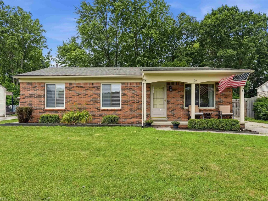 41605 Clayton Street Clinton Charter Township MI 48038