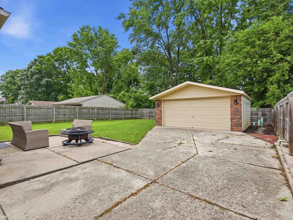 41605 Clayton Street Clinton Charter Township MI 48038