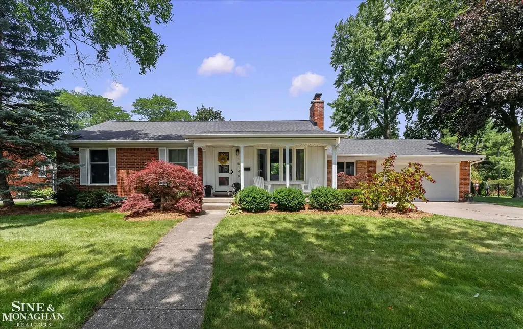 16146 Beverly Road Beverly Hills Village MI 48025