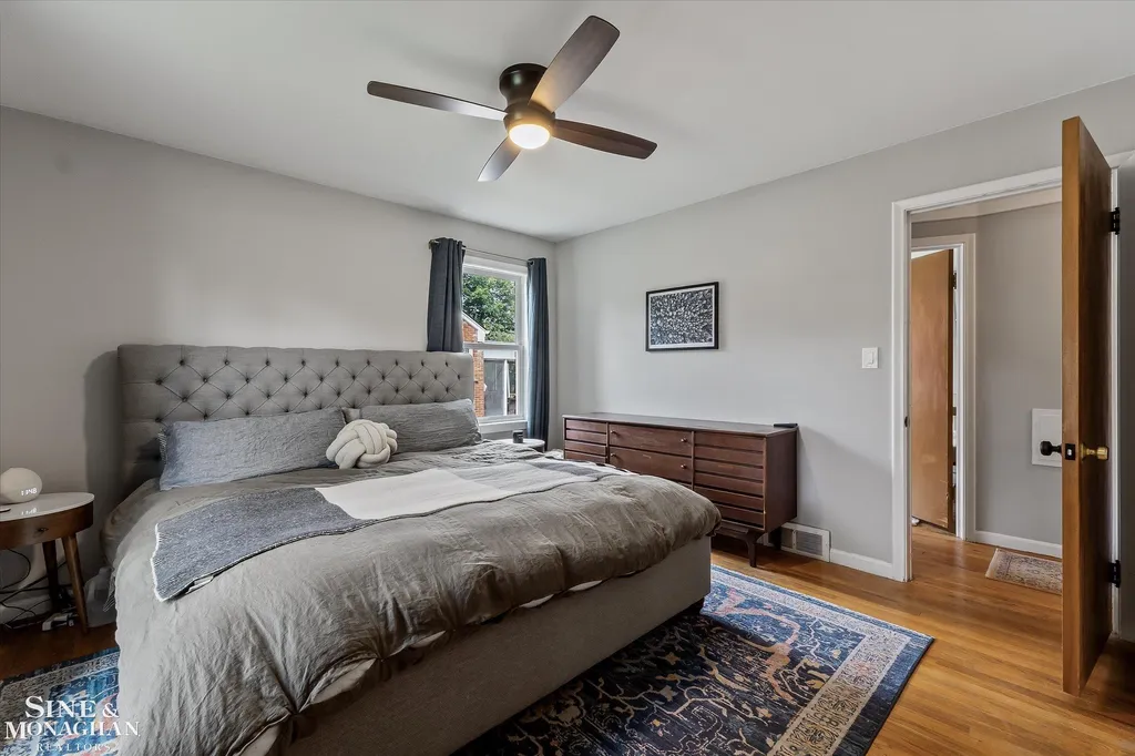 16146 Beverly Road Beverly Hills Village MI 48025
