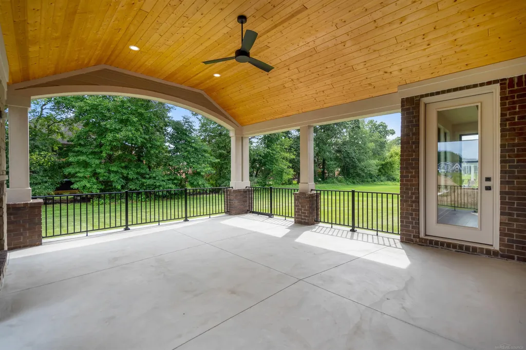 63738 Redbud Drive Washington Township MI 48095