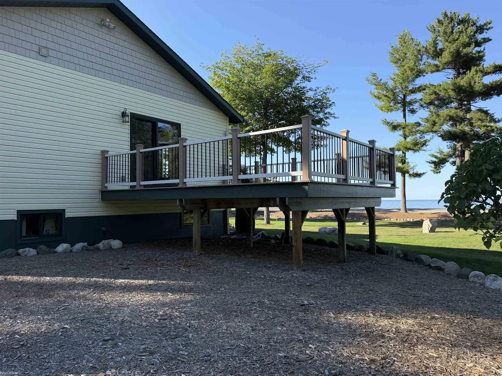 22870 Us-23 Highway Millersburg Village MI 49759