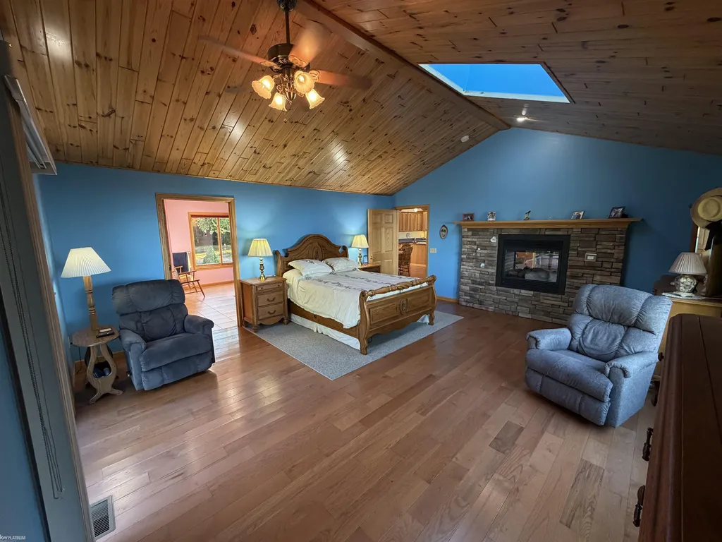 22870 Us-23 Highway Millersburg Village MI 49759