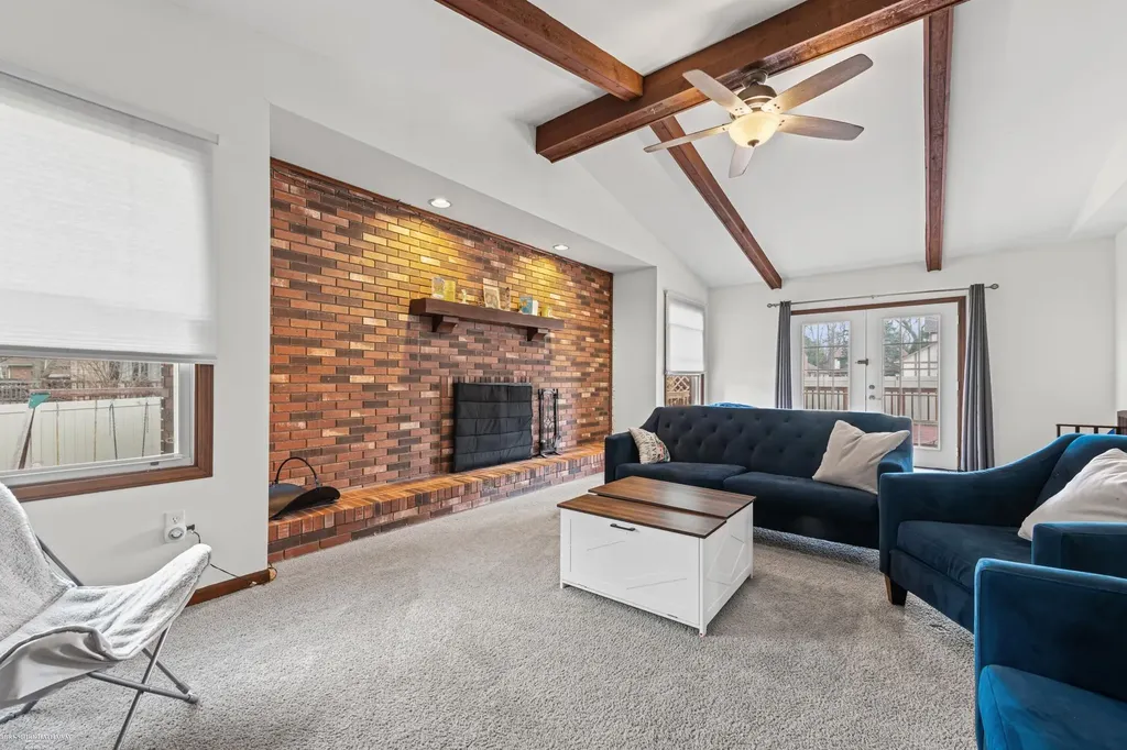 20281 Bannister Way Clinton Charter Township MI 48038