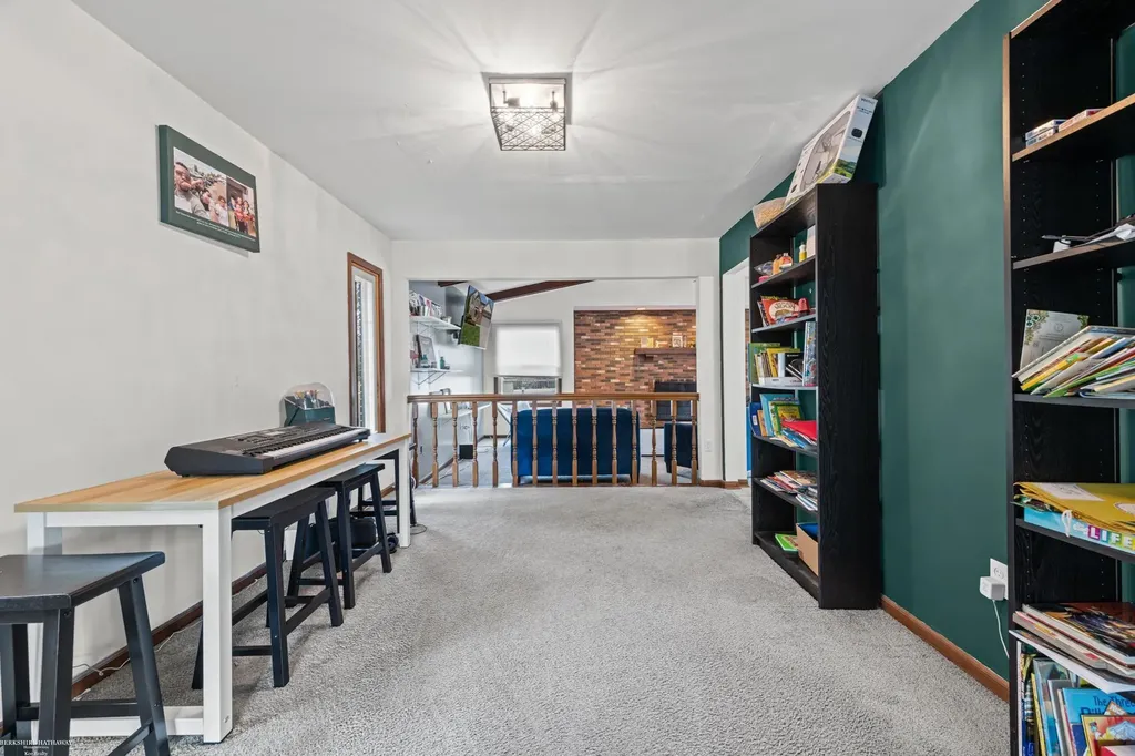 20281 Bannister Way Clinton Charter Township MI 48038