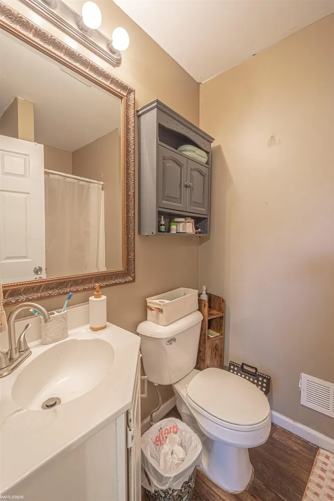 1383 Allen Road Kimball Township MI 48074
