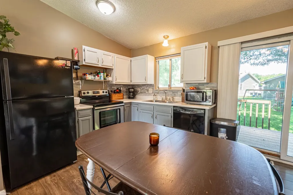 1383 Allen Road Kimball Township MI 48074