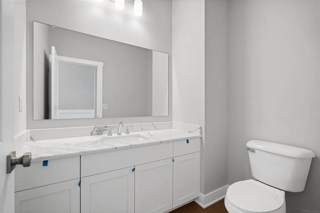 16871 Crittenden Drive Macomb Township MI 48044
