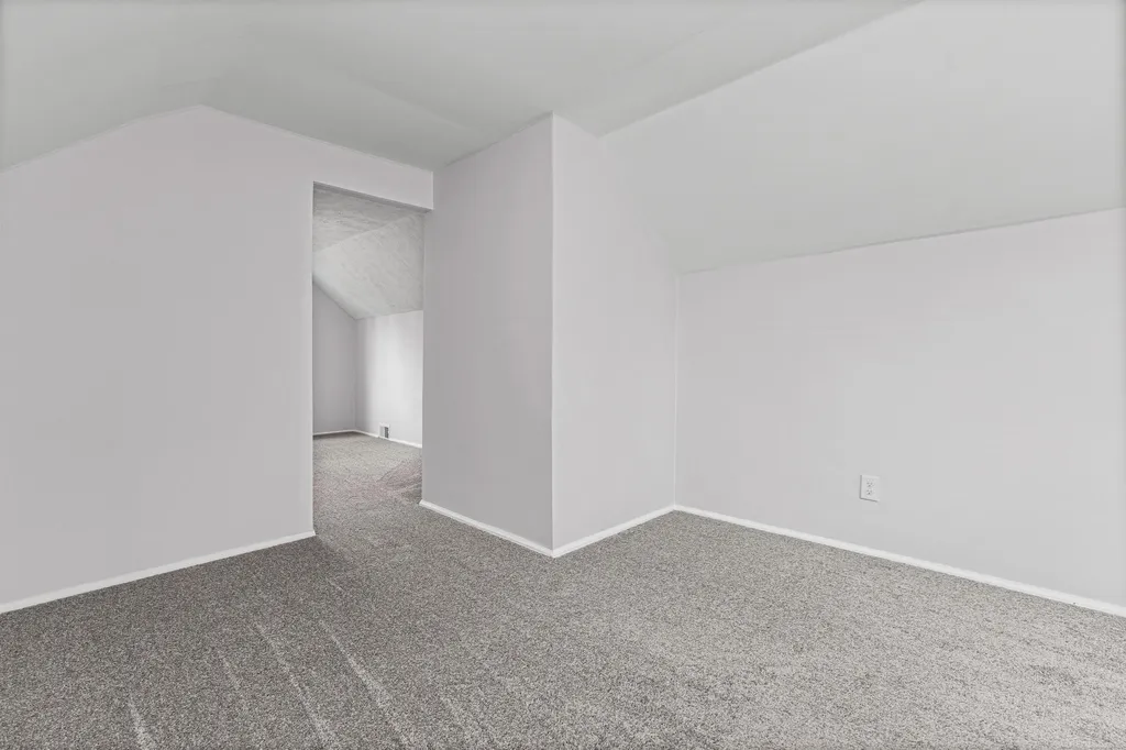 24416 Lauren Avenue Warren City MI 48089