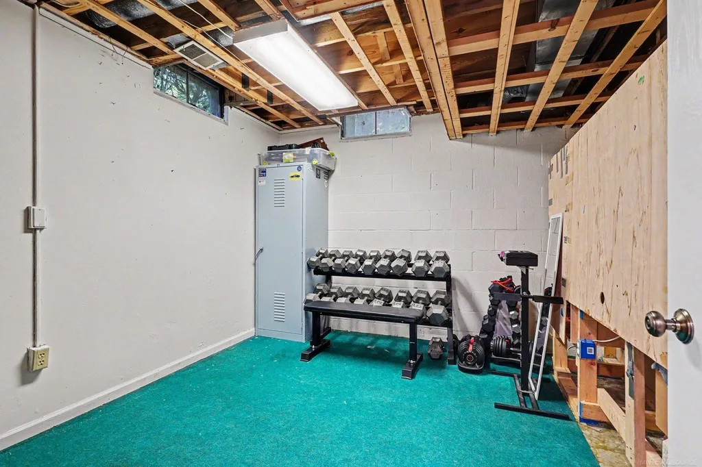 3229 Delevan Drive Saginaw Charter Township MI 48603