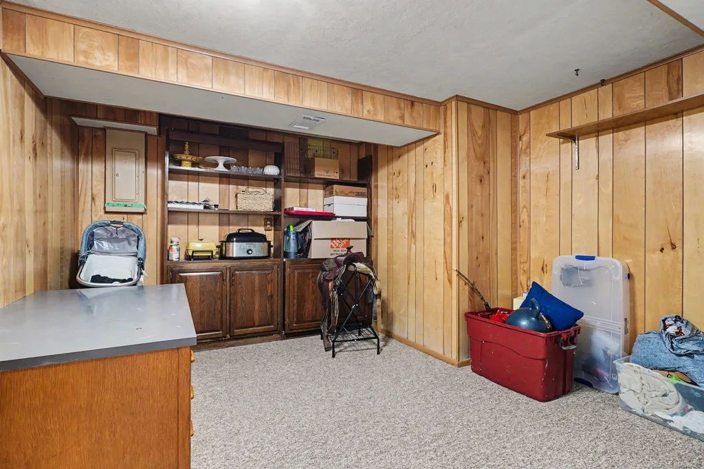 3229 Delevan Drive Saginaw Charter Township MI 48603