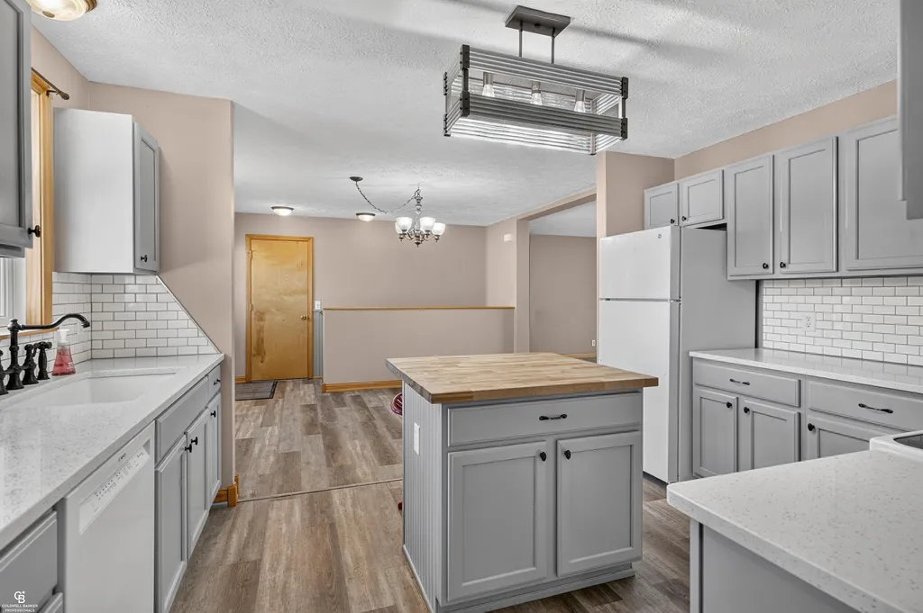 5077 N Belsay Road Genesee Charter Township MI 48506