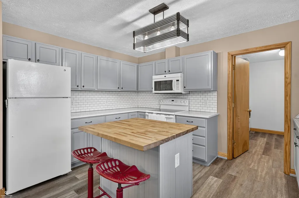5077 N Belsay Road Genesee Charter Township MI 48506