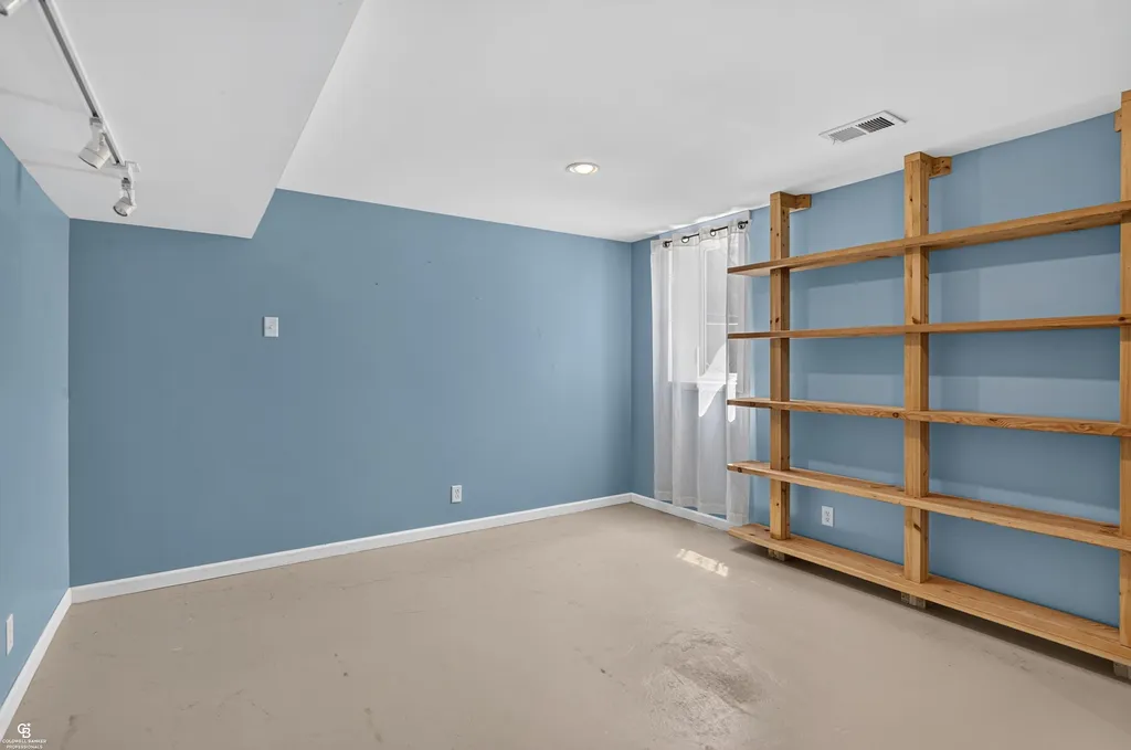 5077 N Belsay Road Genesee Charter Township MI 48506
