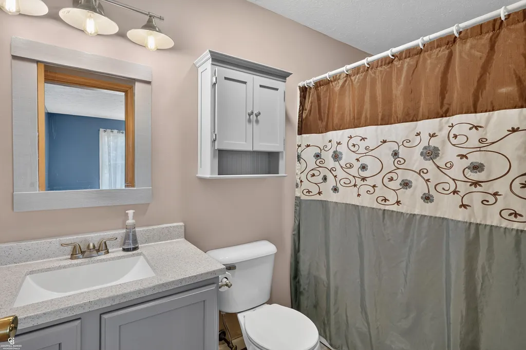 5077 N Belsay Road Genesee Charter Township MI 48506