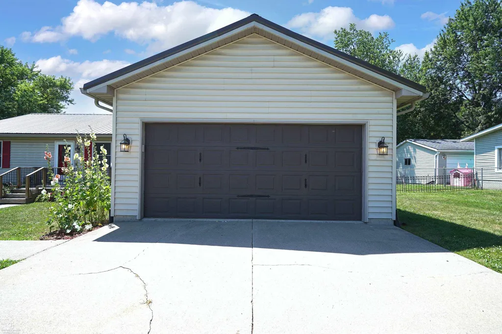 5077 N Belsay Road Genesee Charter Township MI 48506
