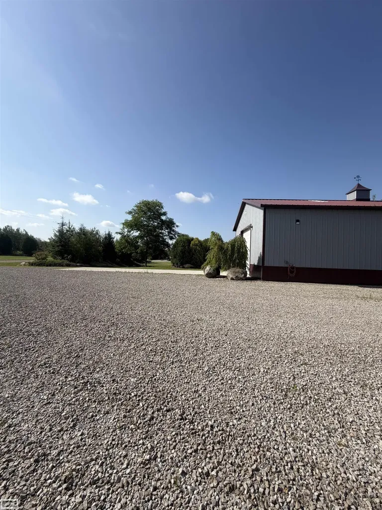 4453 Lone Oak Drive Mussey Township MI 48014