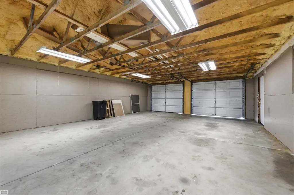 4453 Lone Oak Drive Mussey Township MI 48014