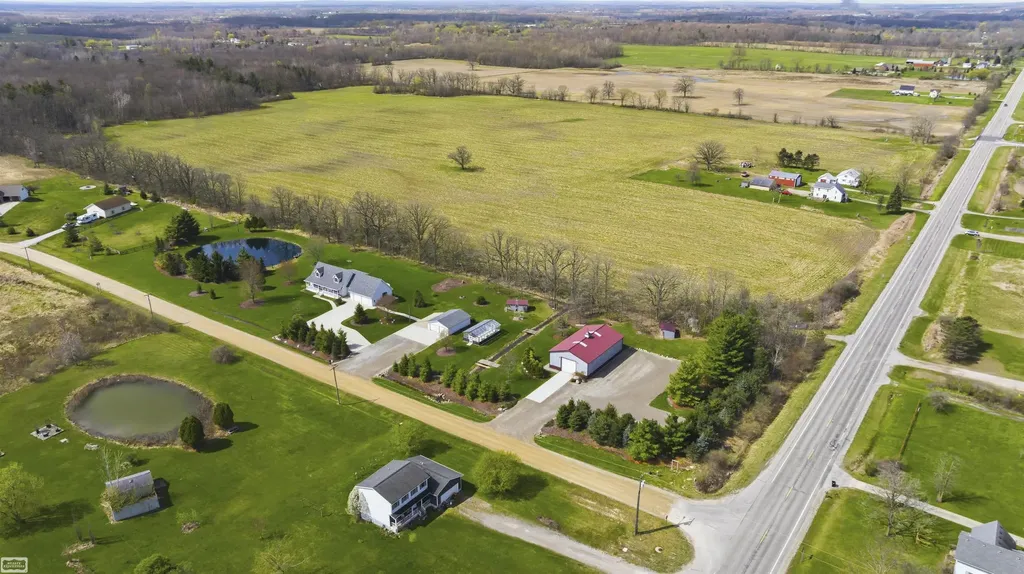 4453 Lone Oak Drive Mussey Township MI 48014