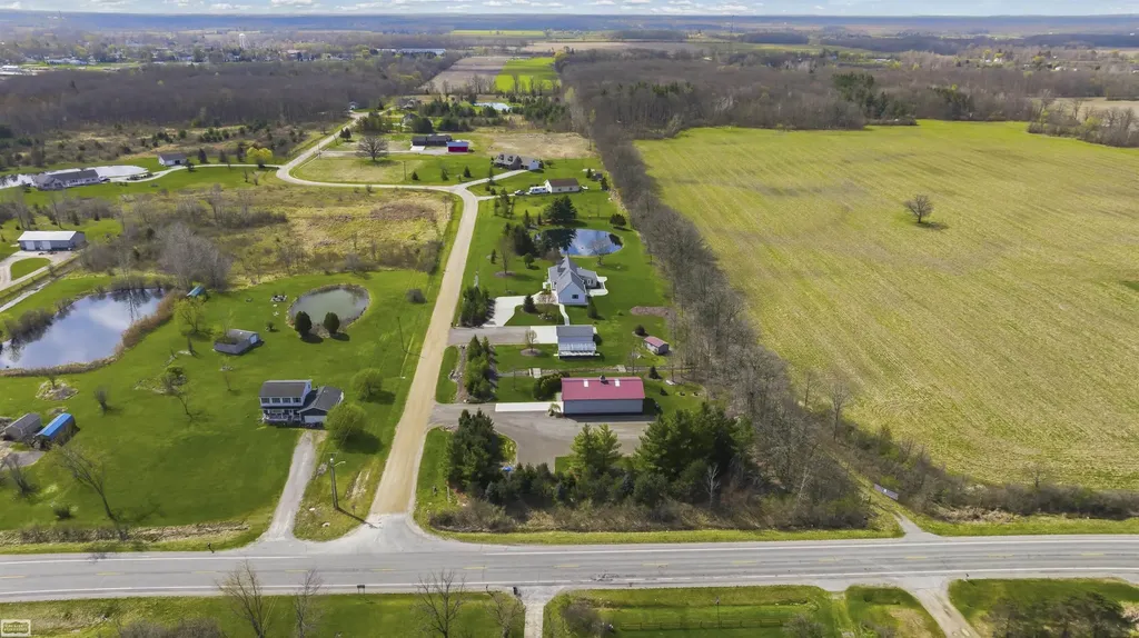 4453 Lone Oak Drive Mussey Township MI 48014