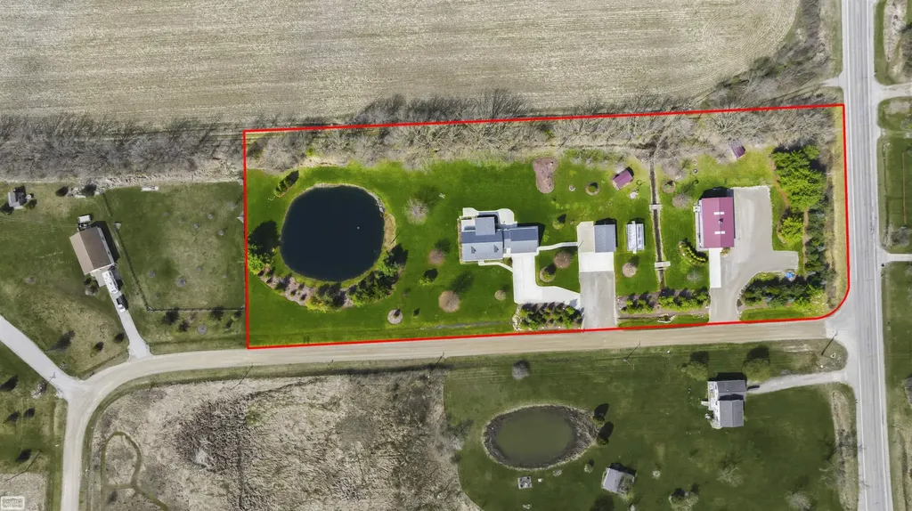 4453 Lone Oak Drive Mussey Township MI 48014
