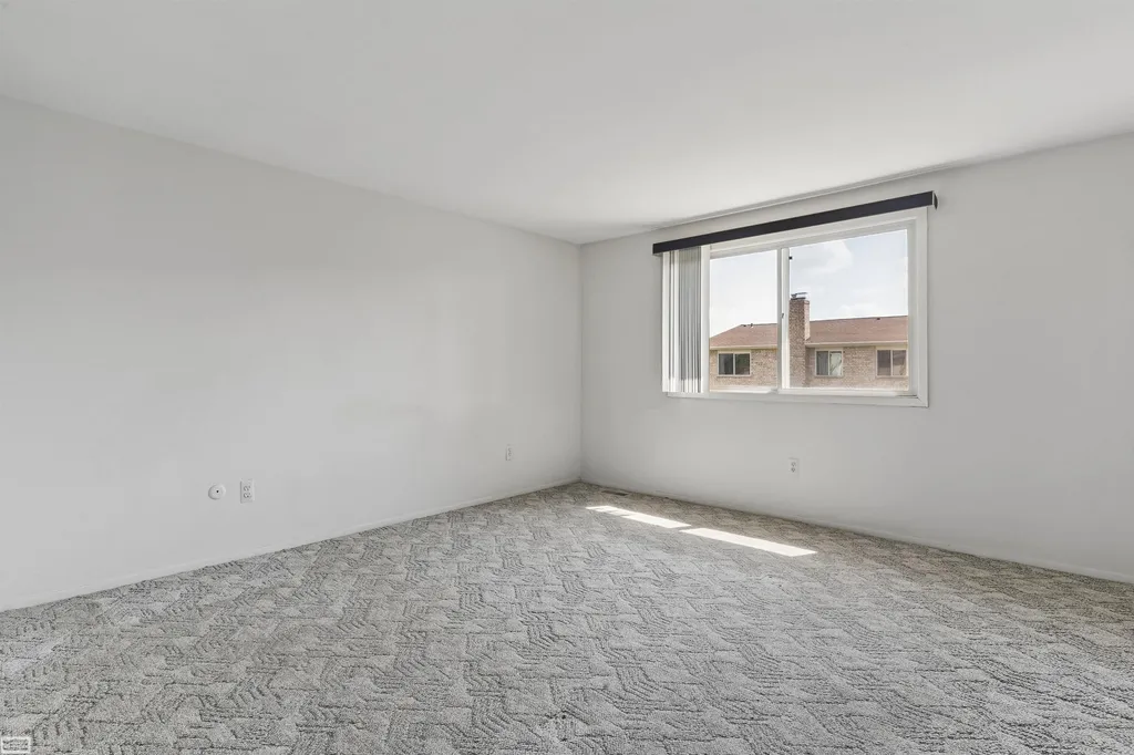 13312 Denver Circle Utica City MI 48312