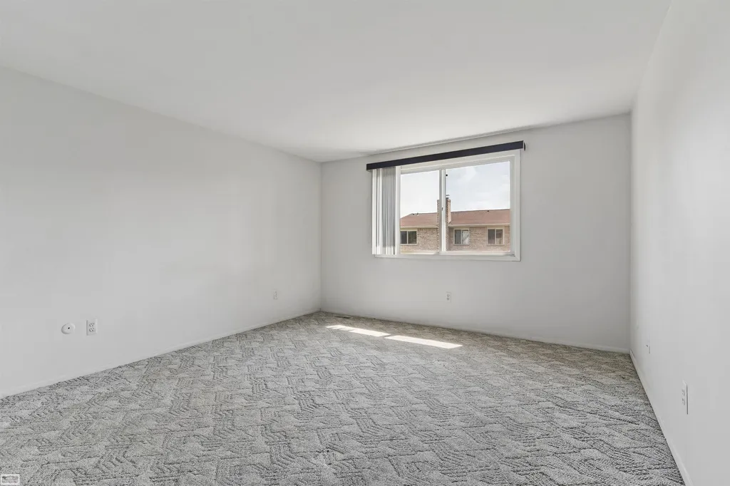 13312 Denver Circle Utica City MI 48312