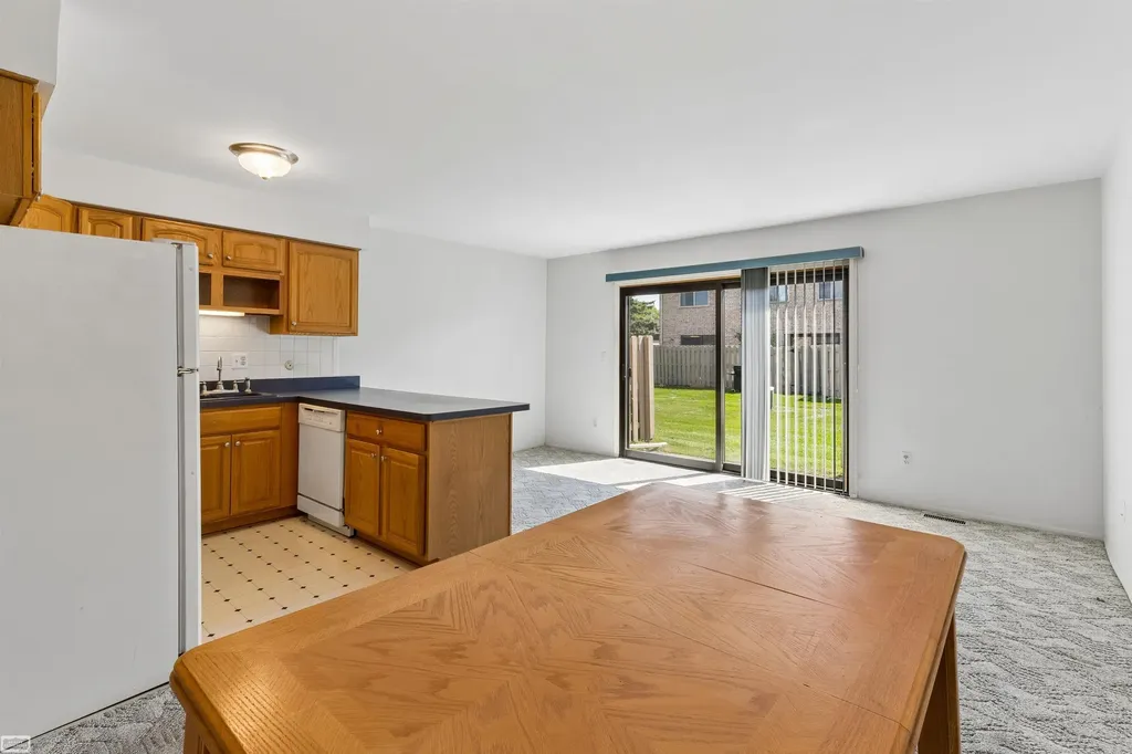 13312 Denver Circle Utica City MI 48312