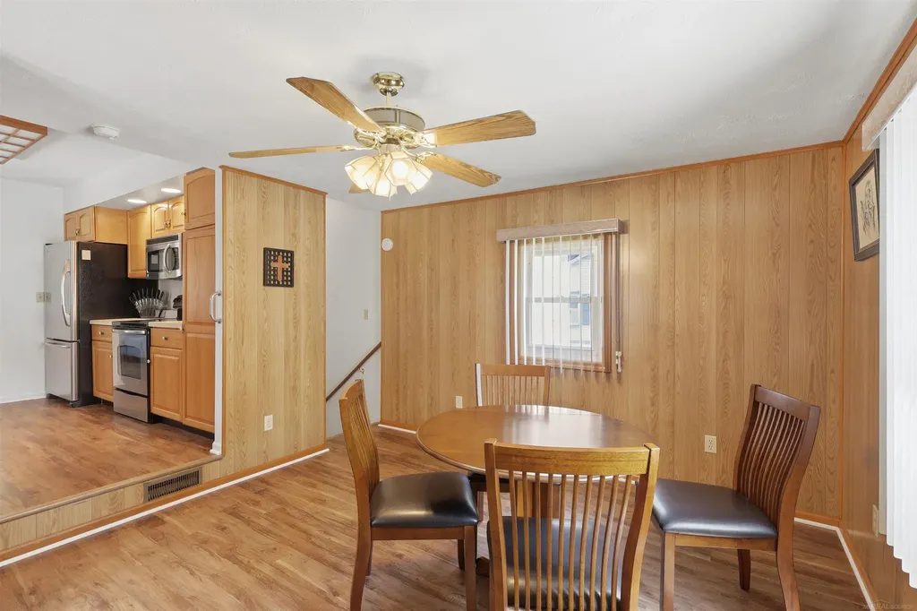 213 Peacock Walk Blackman Charter Township MI 49202