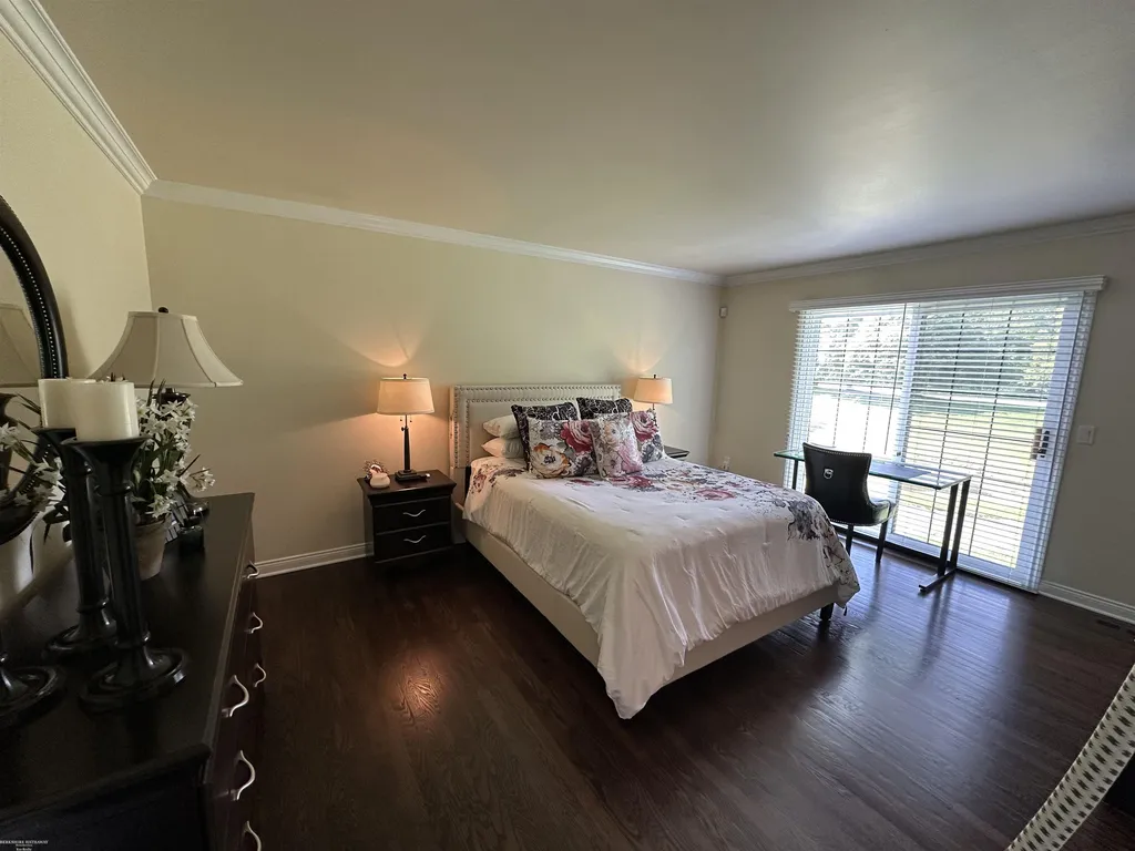 54920 Hennington Court Shelby Charter Township MI 48316