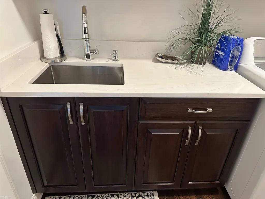 54920 Hennington Court Shelby Charter Township MI 48316